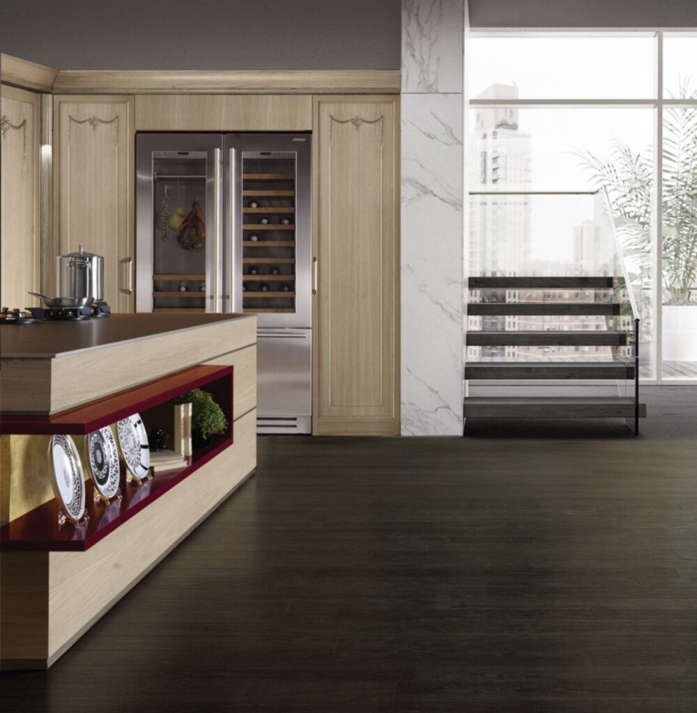 Cucina su misura in rovere con laccato rosso e top in acciaio, design Martini Verona