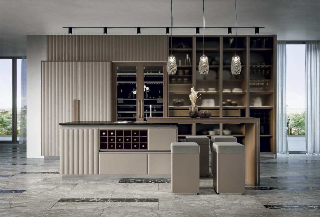 Cucina di lusso moderna su misura Materia di Martini Interiors in noce e finiture metallizzate, studio di interior design