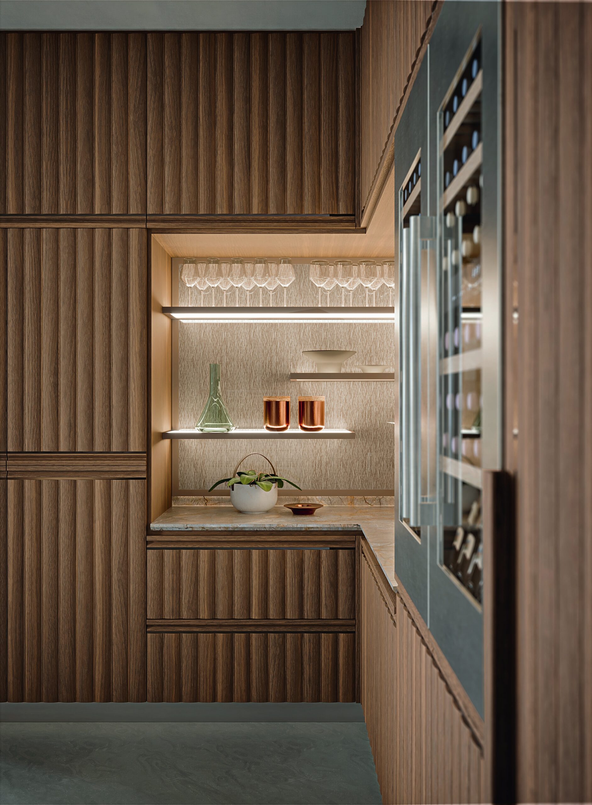 Cucina di lusso moderna su misura Materia di Martini Interiors in noce e finiture metallizzate