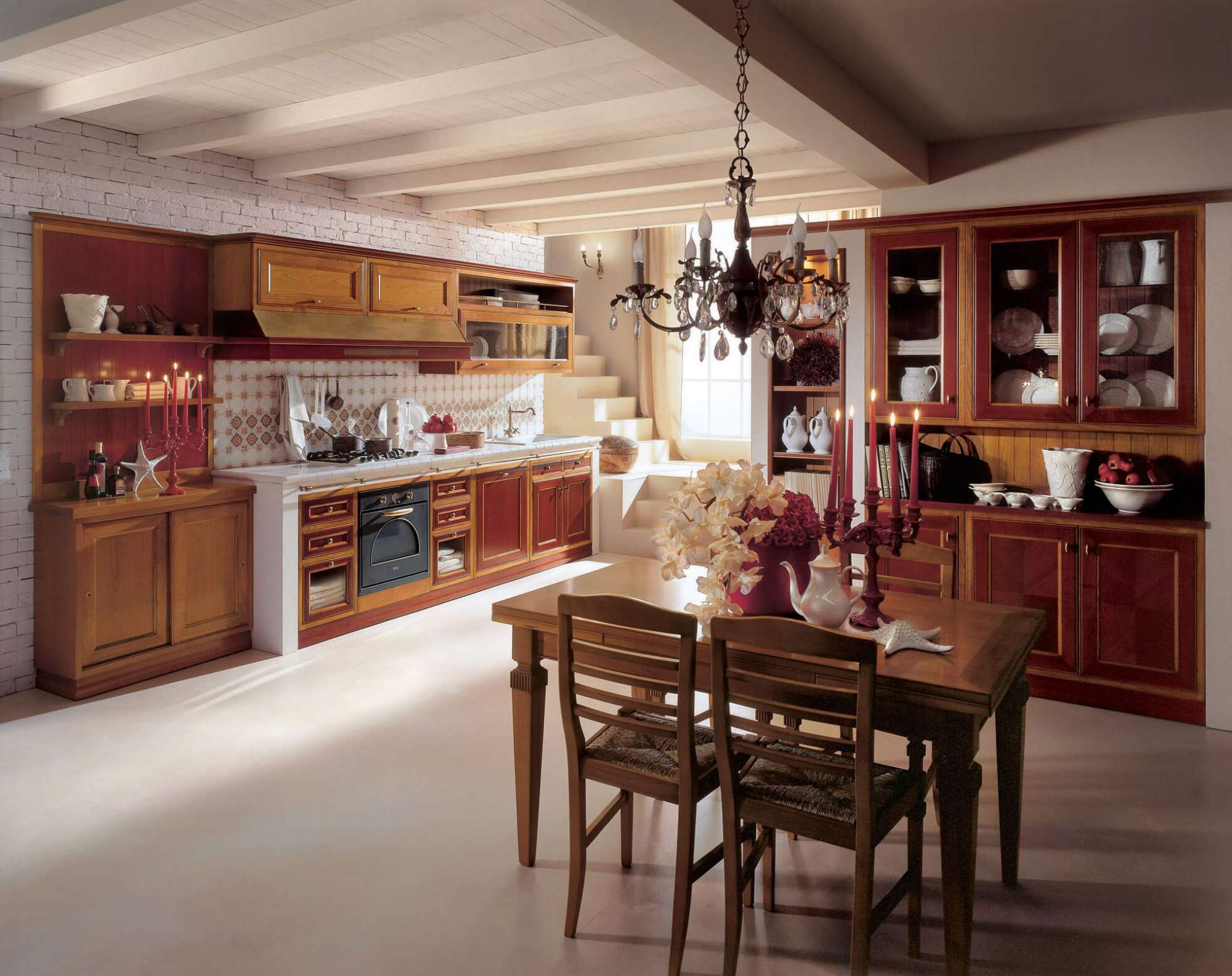 Cucina e sala da pranzo in ciliegio su misura in stile country, design Martini Verona