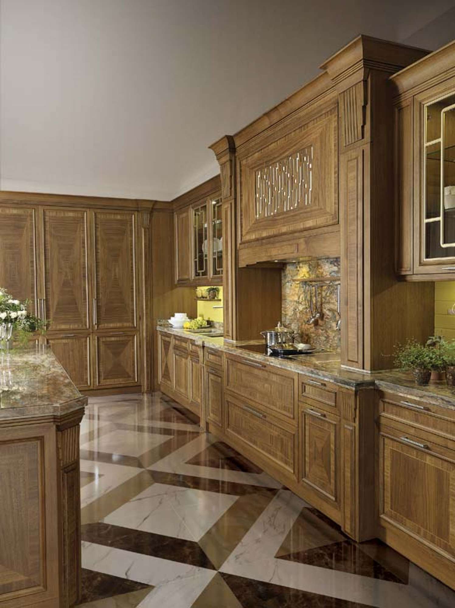 Cucina su misura con finiture in noce bruno ed elementi laccati, design Martini Verona