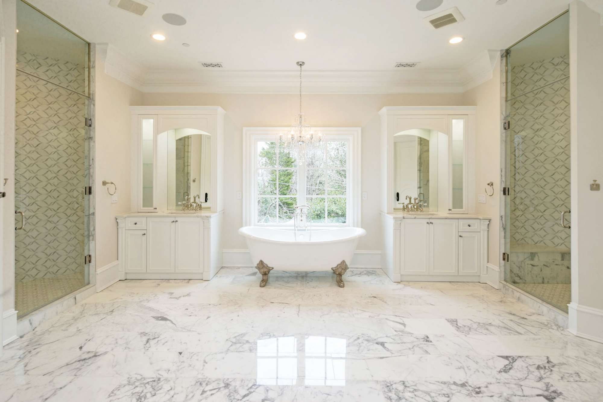 Mobili per bagno classico di lusso su misura, design Martini Verona