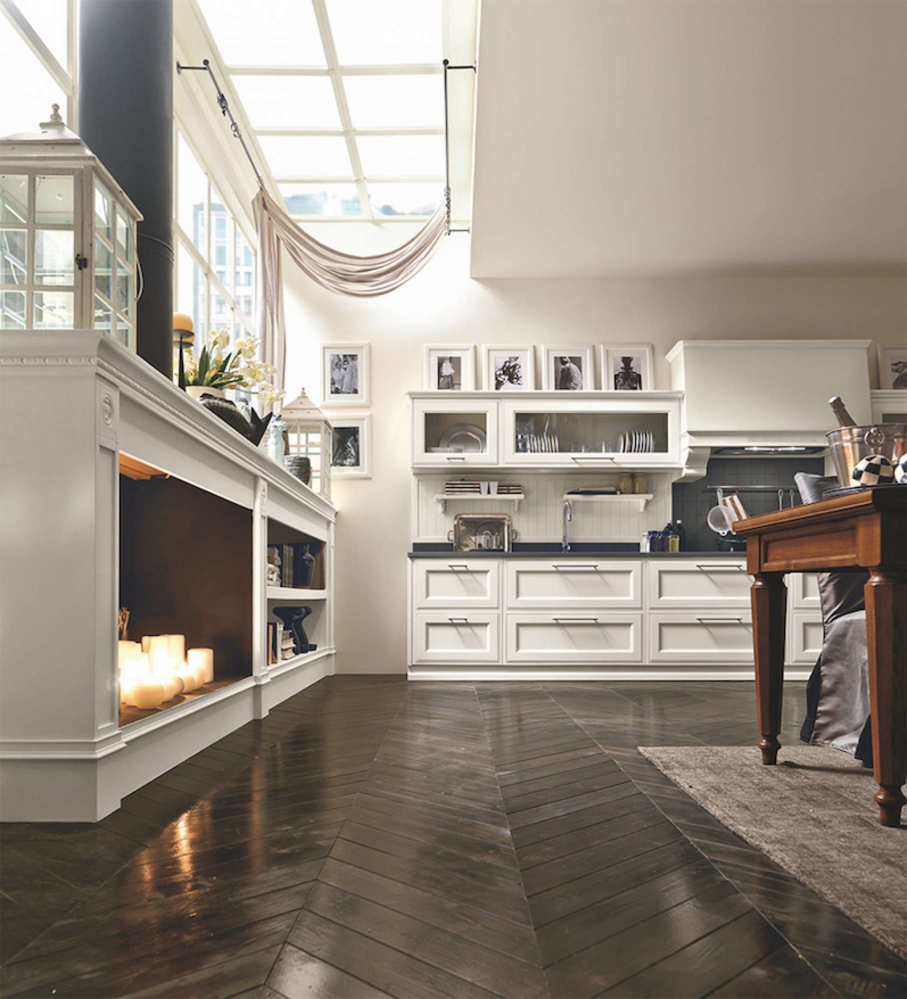 Cucina su misura in legno massello laccato e top in quarzite, design Martini Verona