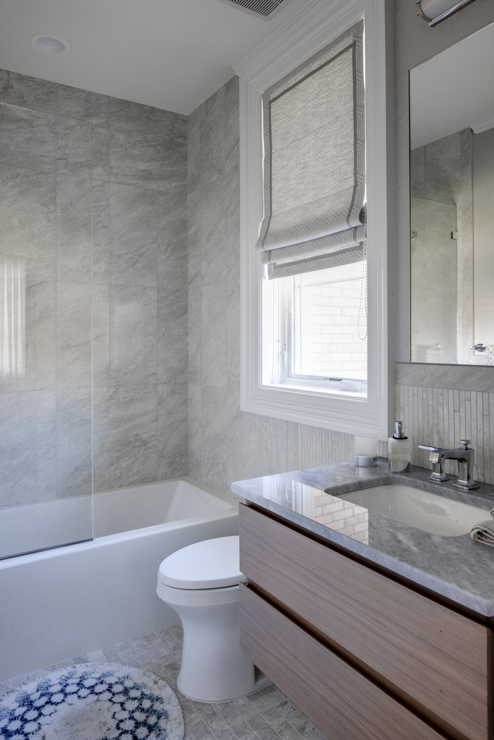 Bagno su misura realizzato da Martini Verona all’interno di un progetto di arredamento completo a Chicago, USA