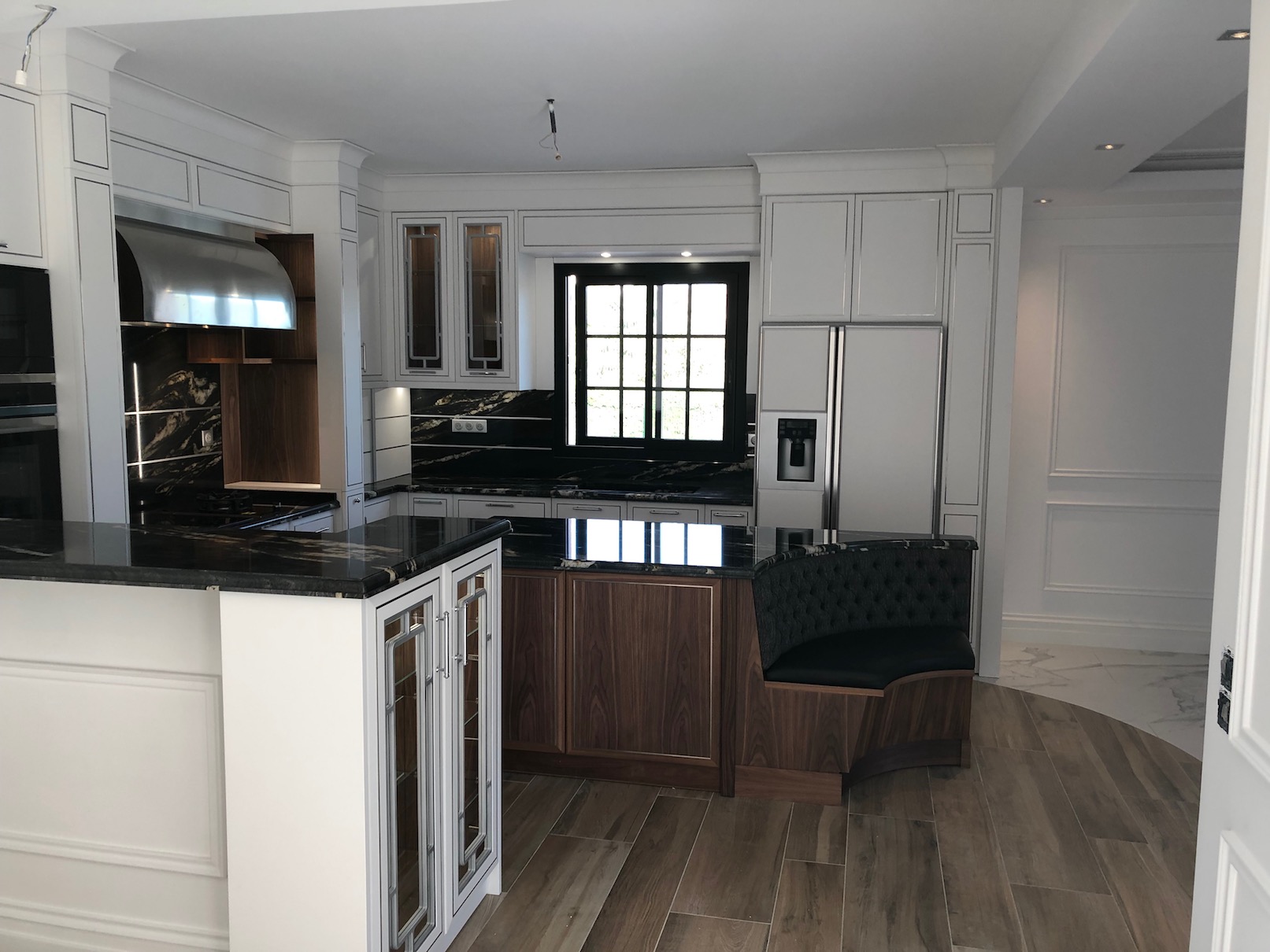 Cucina su misura realizzata ad Antibes da Martini Verona