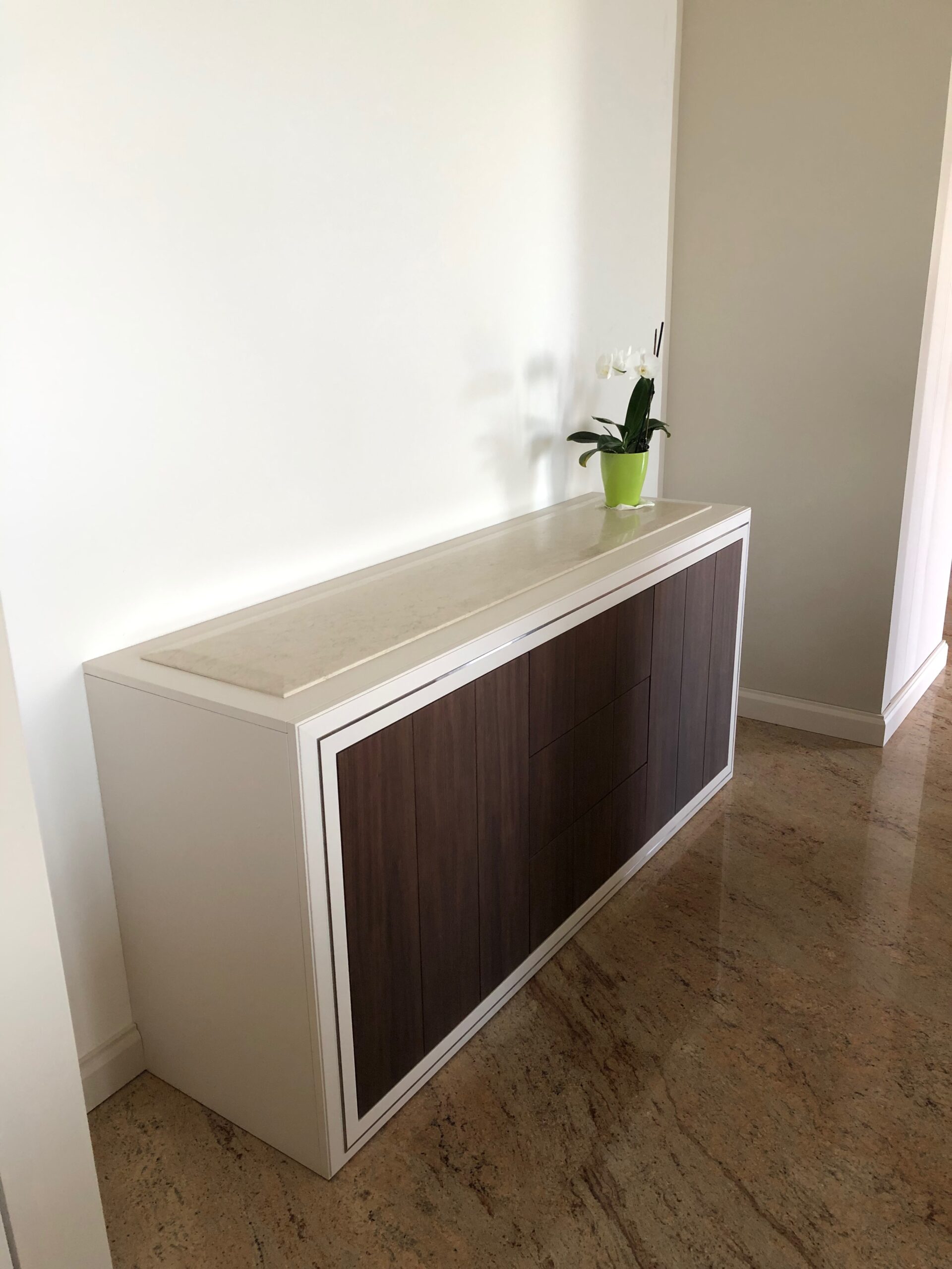 Mobile contenitore su misura realizzato da Martini Verona a Illasi, Verona