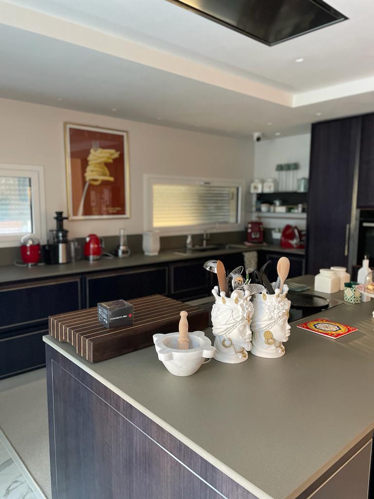 Progetto cucina su misura realizzato da Martini Verona a Rimini, Italia